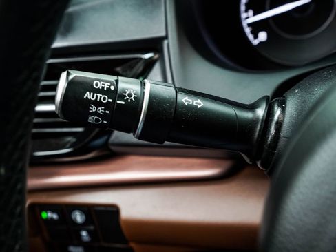 Used 2025 Acura RDX SH-AWD w/ Technology Package image 39