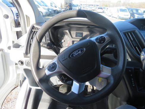 Used 2018 Ford Transit 250 148 High Roof image 9