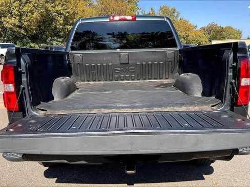 Used 2017 GMC Sierra 1500 SLE w/ SLE Value Package image 32