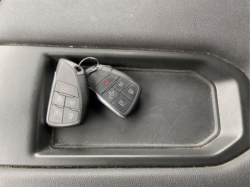 Used 2023 Chevrolet Silverado 1500 RST AWD/4WD image 30