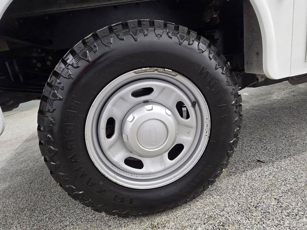 Used 2018 Ford F350 XL w/ Power Equipment Group RWD image 26