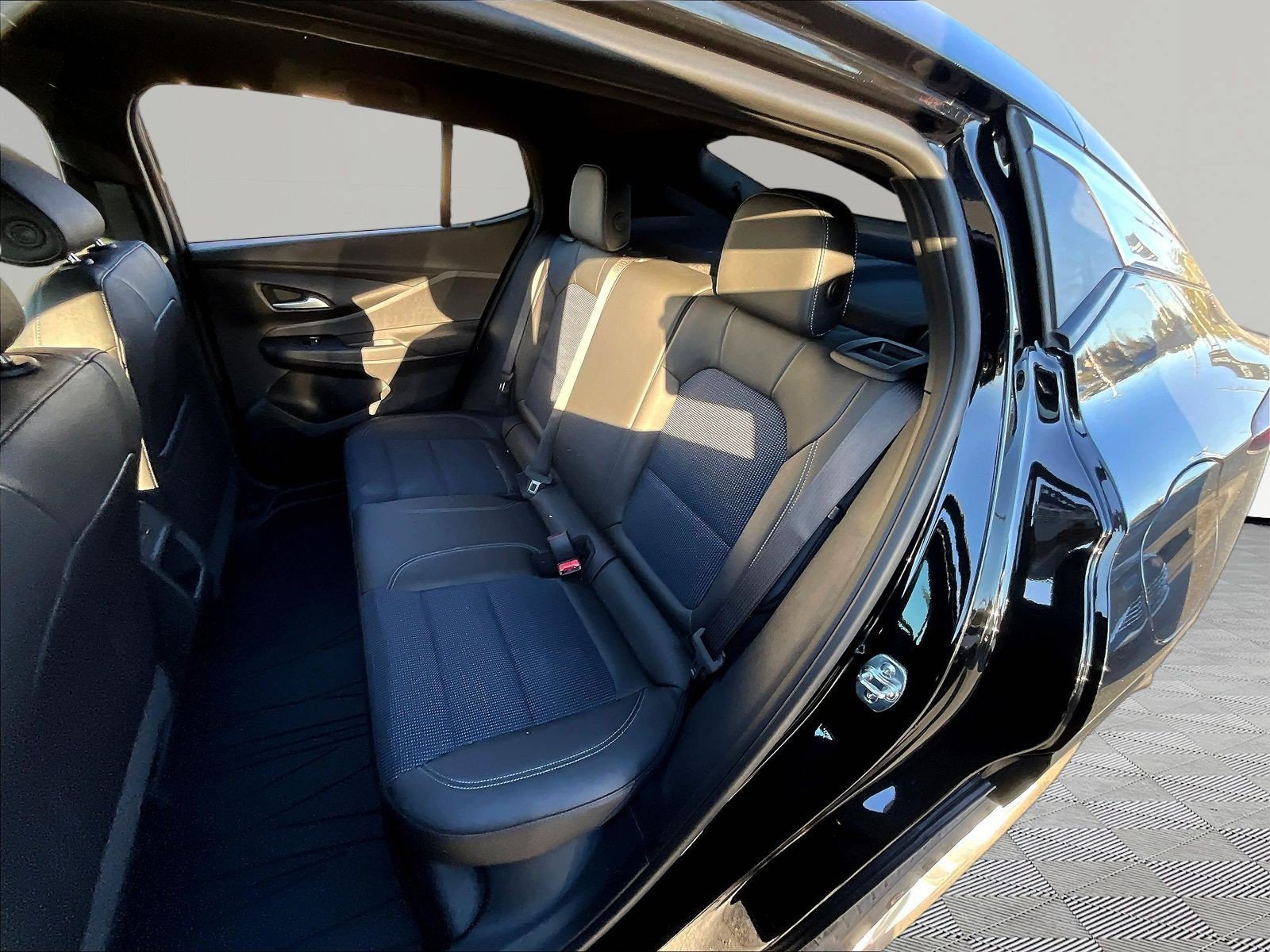 New 2026 Buick Envista Preferred FWD image 17