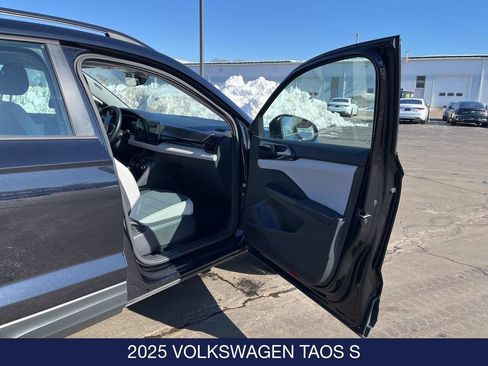 Used 2025 Volkswagen Taos S AWD/4WD image 21