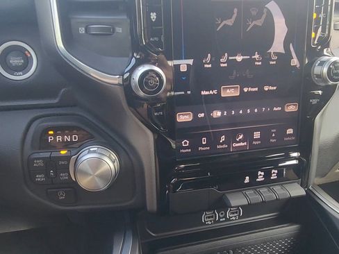 Used 2025 RAM 1500 Laramie w/ Sport Appearance Package AWD/4WD image 16