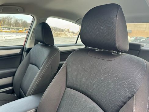 Used 2016 Subaru Legacy 2.5i Premium image 10