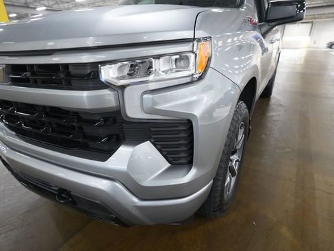 Certified 2024 Chevrolet Silverado 1500 RST AWD/4WD image 21
