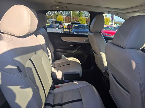 Used 2024 MAZDA CX-90 3.3 Turbo w/ Premium Package image 13