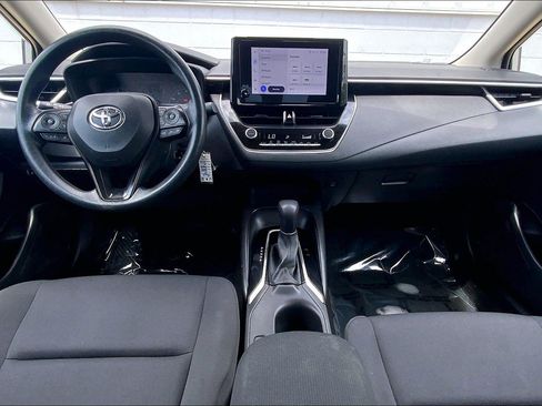 Used 2024 Toyota Corolla LE FWD image 19
