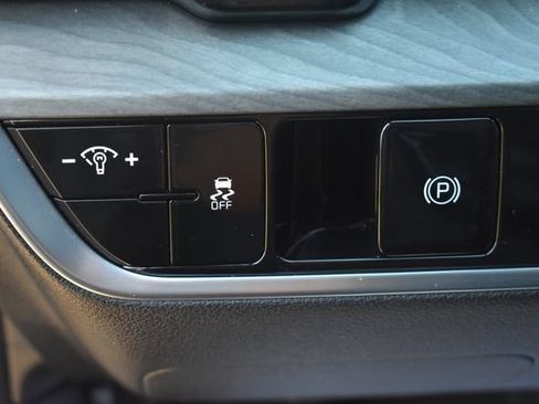 Certified 2025 Kia Sportage X-Line AWD/4WD image 23