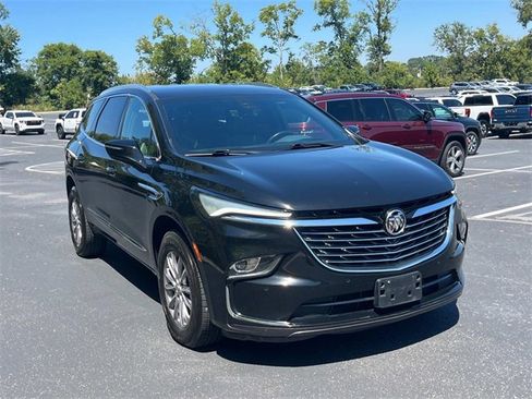 Used 2024 Buick Enclave Premium image 3