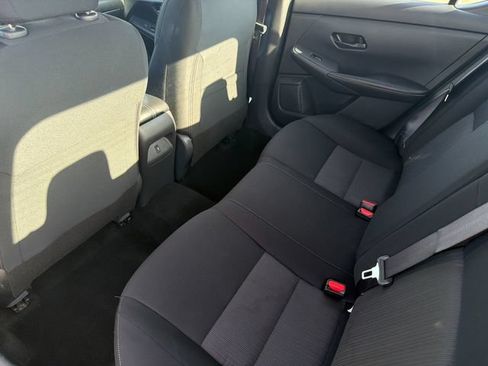 Used 2024 Nissan Sentra SV FWD image 10