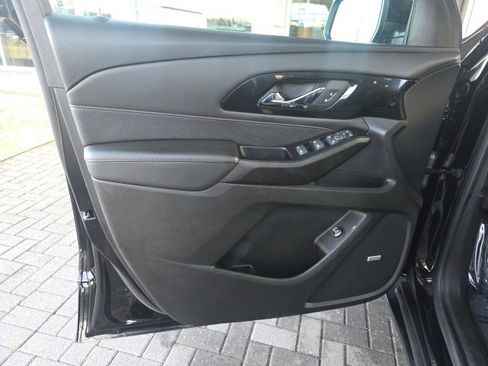 Used 2023 Chevrolet Traverse RS w/ LPO, Floor Liner Package image 24