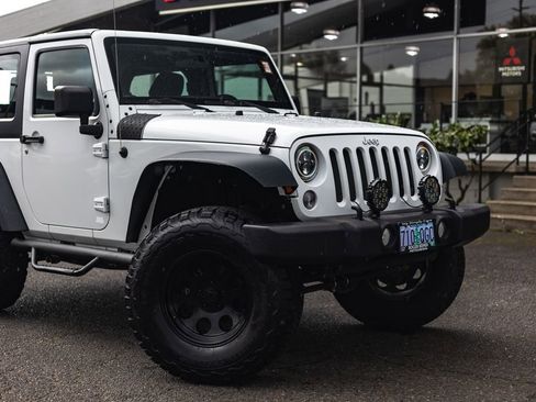 Used 2015 Jeep Wrangler Sport image 3
