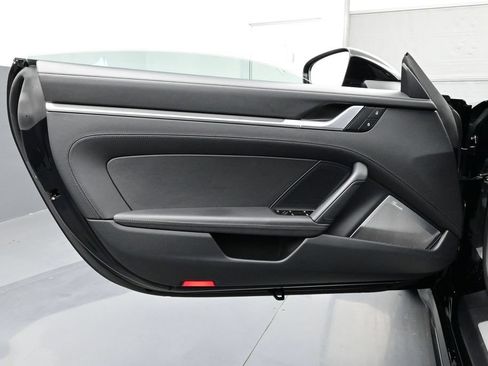 Certified 2024 Porsche 911 Turbo AWD/4WD image 7