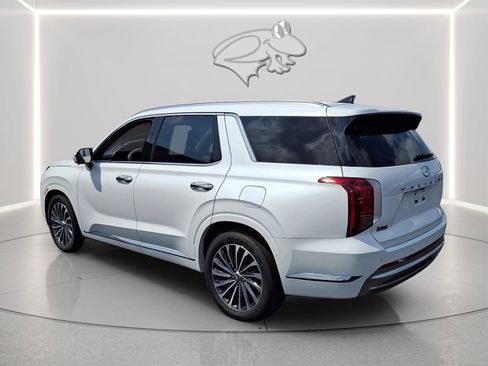 Used 2025 Hyundai Palisade Calligraphy AWD/4WD image 3