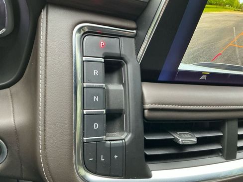 Used 2022 Chevrolet Tahoe LT RWD image 20