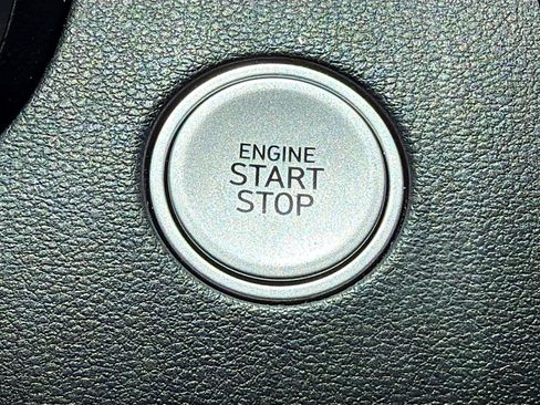 Used 2022 Hyundai Santa Cruz SEL FWD image 33
