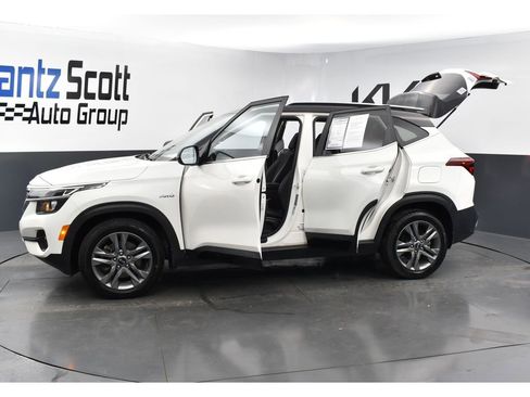 Used 2021 Kia Seltos S image 34