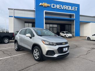 Used 2017 Chevrolet Trax LS video 1