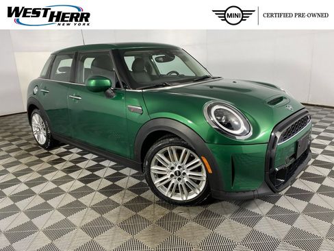 Used 2023 MINI Cooper S image 1
