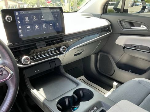 Certified 2025 Honda Prologue EX image 43
