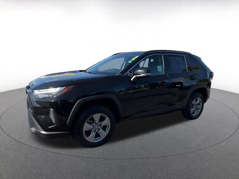 Used 2024 Toyota RAV4 XLE w/ Convenience Package AWD/4WD image 7