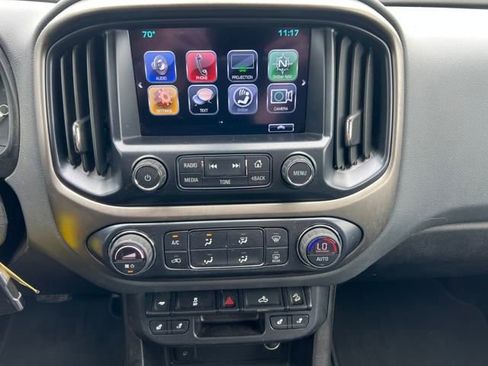 Used 2018 Chevrolet Colorado Z71 image 23