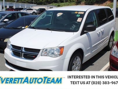 Used 2017 Dodge Grand Caravan SE