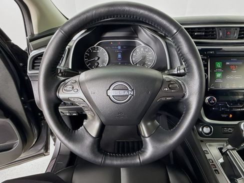 Used 2024 Nissan Murano SV AWD/4WD image 13