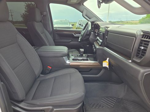 Certified 2023 Chevrolet Silverado 1500 LT Trail Boss w/ Convenience Package II AWD/4WD image 20