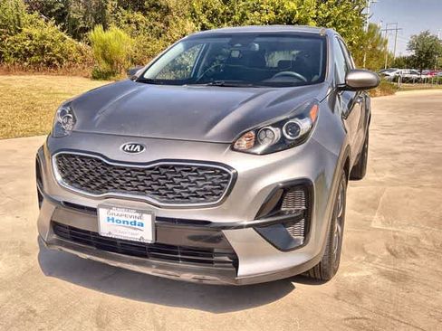 Used 2021 Kia Sportage LX FWD image 2
