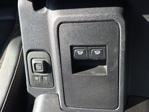 Used 2021 Ford Bronco Badlands image 27