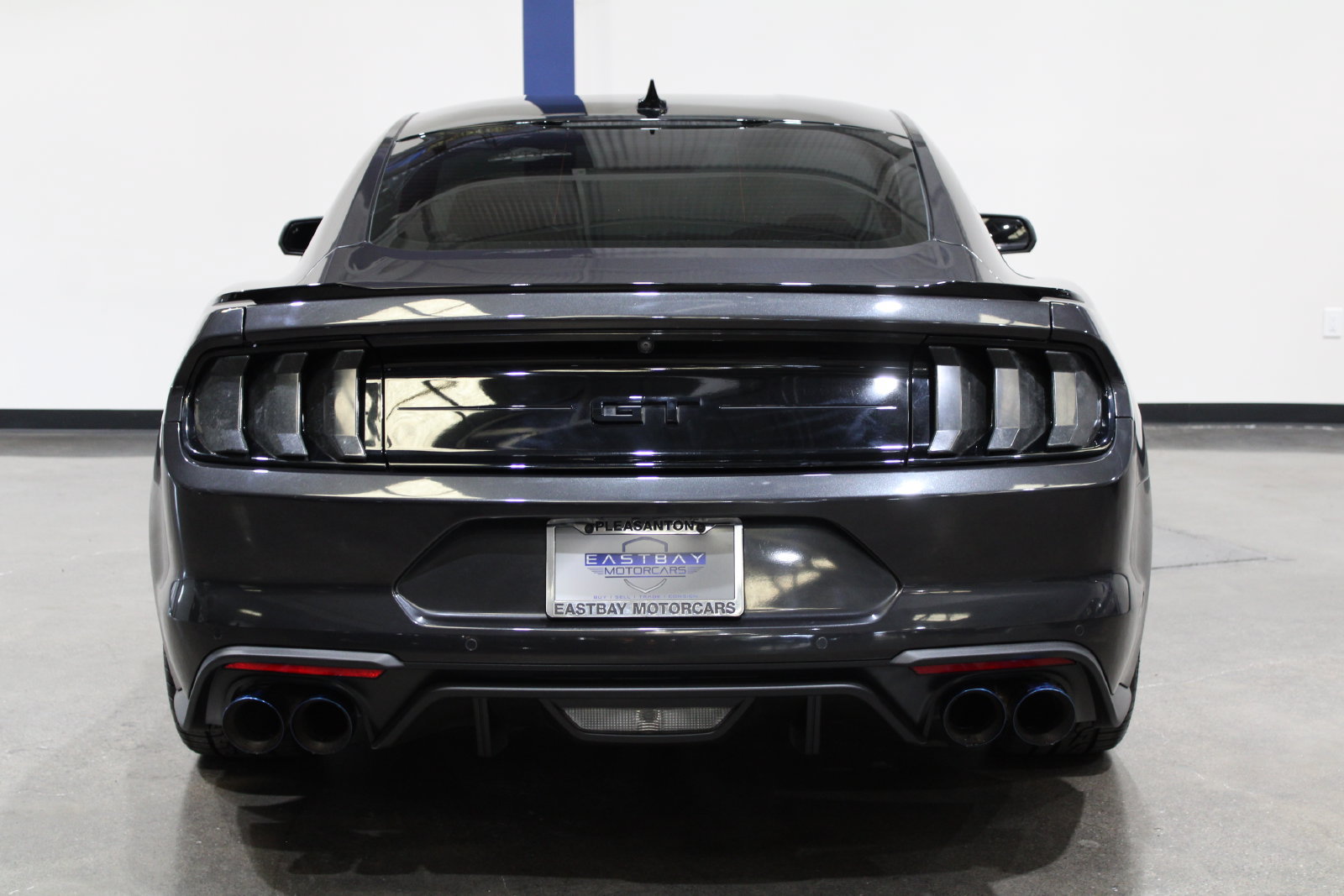 Used 2022 Ford Mustang GT w/ Equipment Group 301A RWD image 9