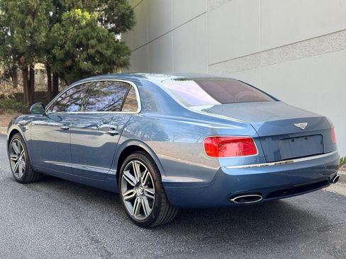 Used 2015 Bentley Flying Spur W12 image 25