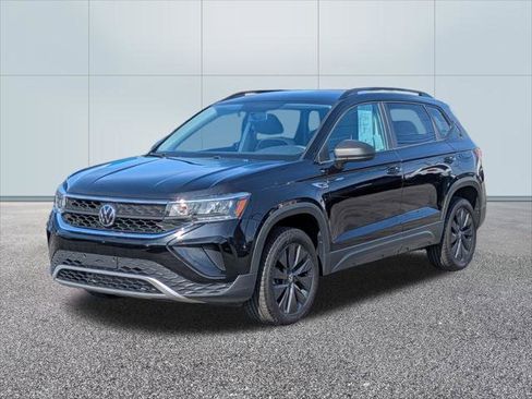 Used 2022 Volkswagen Taos S image 1