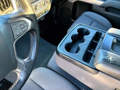 Used 2018 Chevrolet Silverado 1500 LT w/ All Star Edition image 13