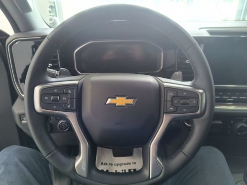 Used 2026 Chevrolet Silverado 1500 LTZ AWD/4WD image 13