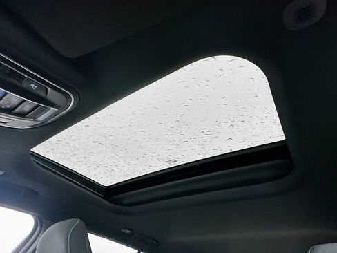 New 2025 Jeep Grand Cherokee Laredo X w/ Luxury Tech Group I image 14