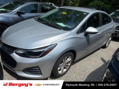 Used 2019 Chevrolet Cruze LT w/ LT Fleet Convenience Package FWD image 6