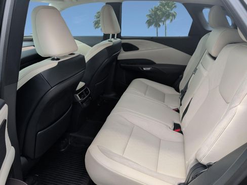 Certified 2023 Lexus RX 350 w/ Accessory Package (Z1) AWD/4WD image 25