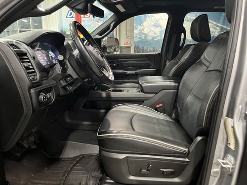 Used 2022 RAM 3500 Limited image 12