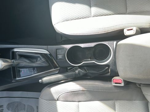 Used 2016 Toyota Corolla LE FWD image 13
