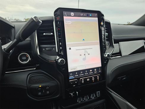 New 2026 RAM 2500 Limited image 18