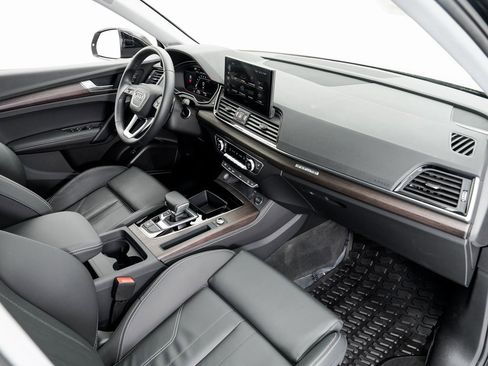 Certified 2025 Audi Q5 2.0T Premium Plus w/ Premium Plus Package image 20