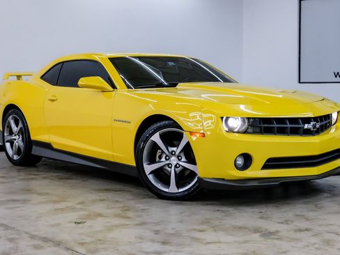 Used 2013 Chevrolet Camaro LT image 3