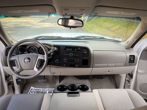 Used 2011 GMC Sierra 1500 4x4 Crew Cab Hybrid image 10