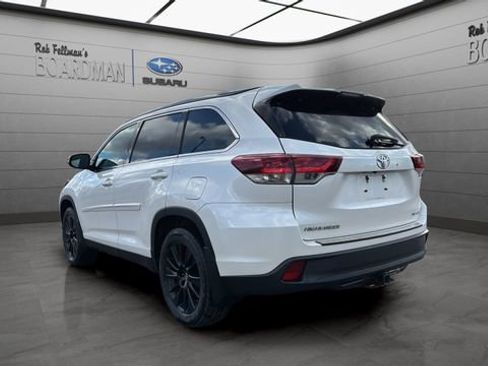 Used 2019 Toyota Highlander SE image 8