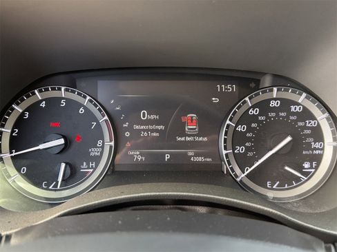 Used 2020 Toyota Highlander Limited image 32