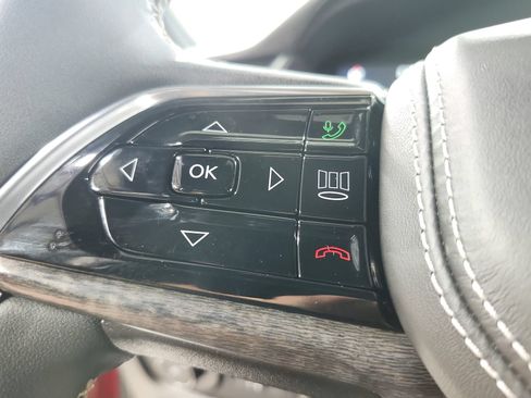 Used 2023 Jeep Grand Cherokee Overland AWD/4WD image 26