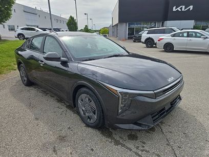 Certified 2025 Kia K4
